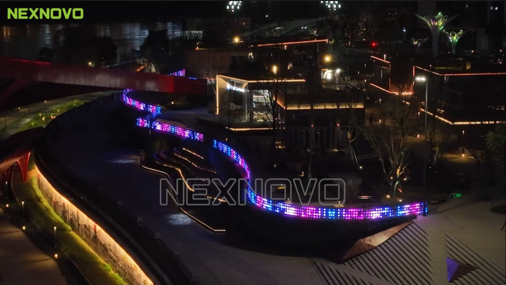 宜賓長(zhǎng)江公園光電玻璃.png