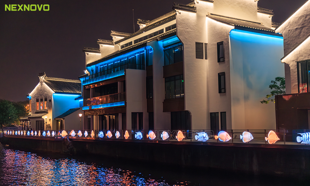  晶泓LED光電玻璃護(hù)欄屏NB系列-無(wú)錫淘沙巷夜景亮化效果.jpg